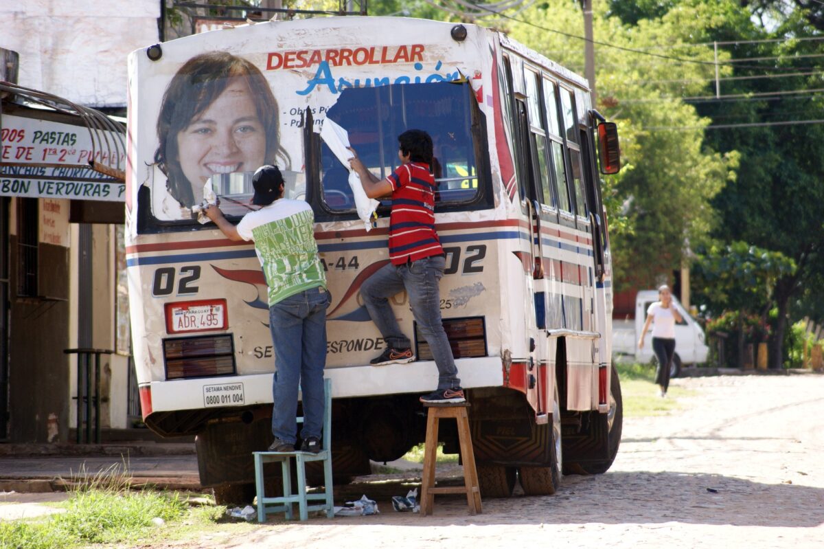 Bus-in-Paraguay